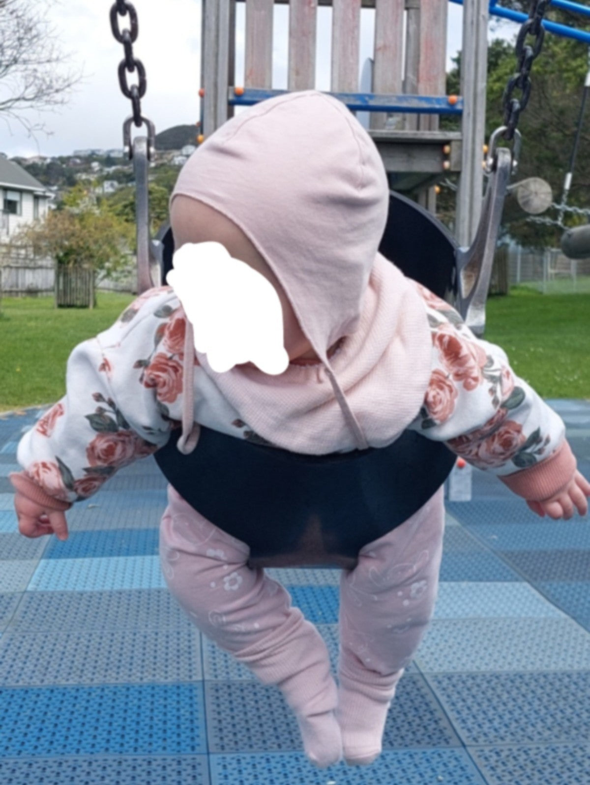 Dusky Pink bonnet 3-12 months