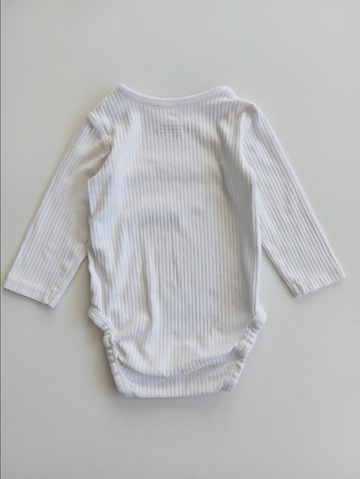 Ribbed bodysuit 3-6 months