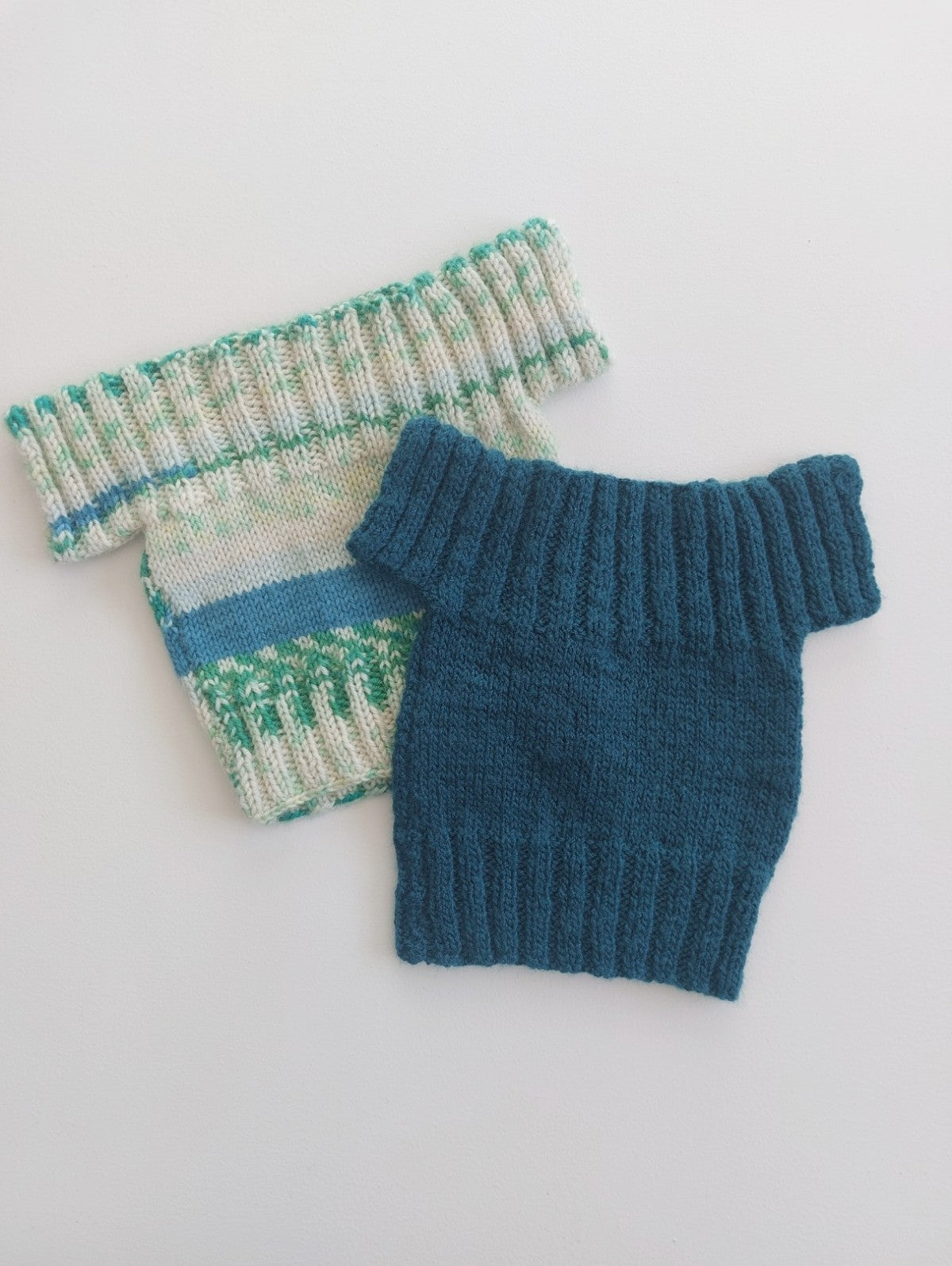 Knitted vests / singlets 0-3 months