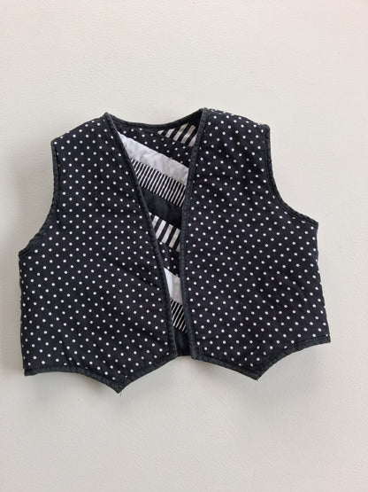 Reversible vest size 3