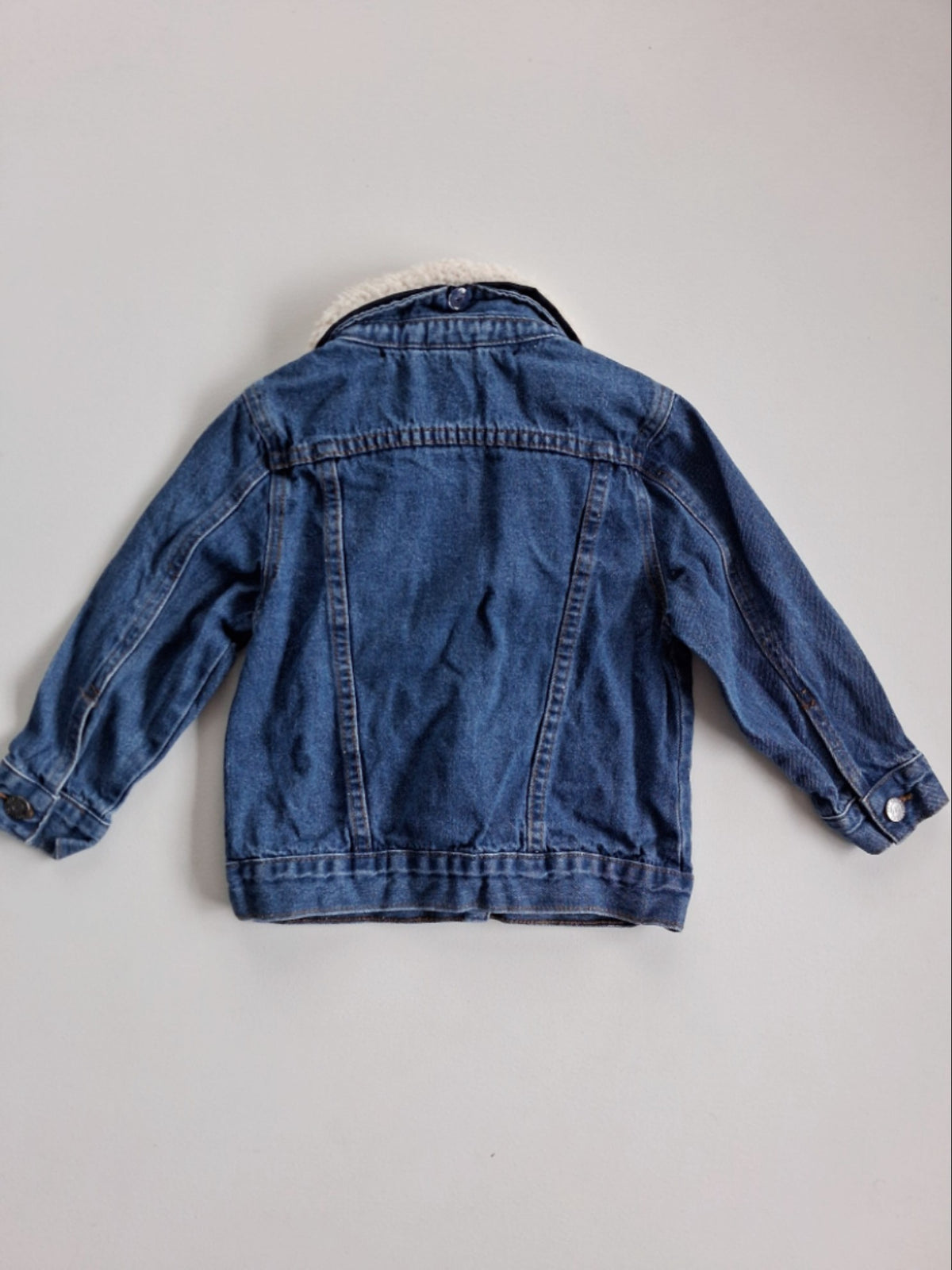 Denim jacket with sherpa collar size 3-4