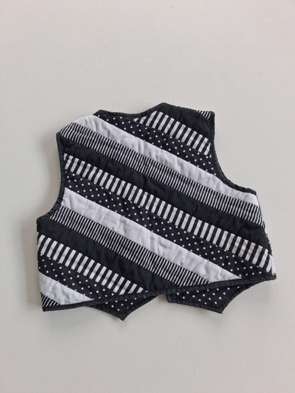 Reversible vest size 3