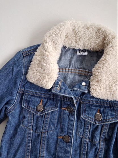 Denim jacket with sherpa collar size 3-4