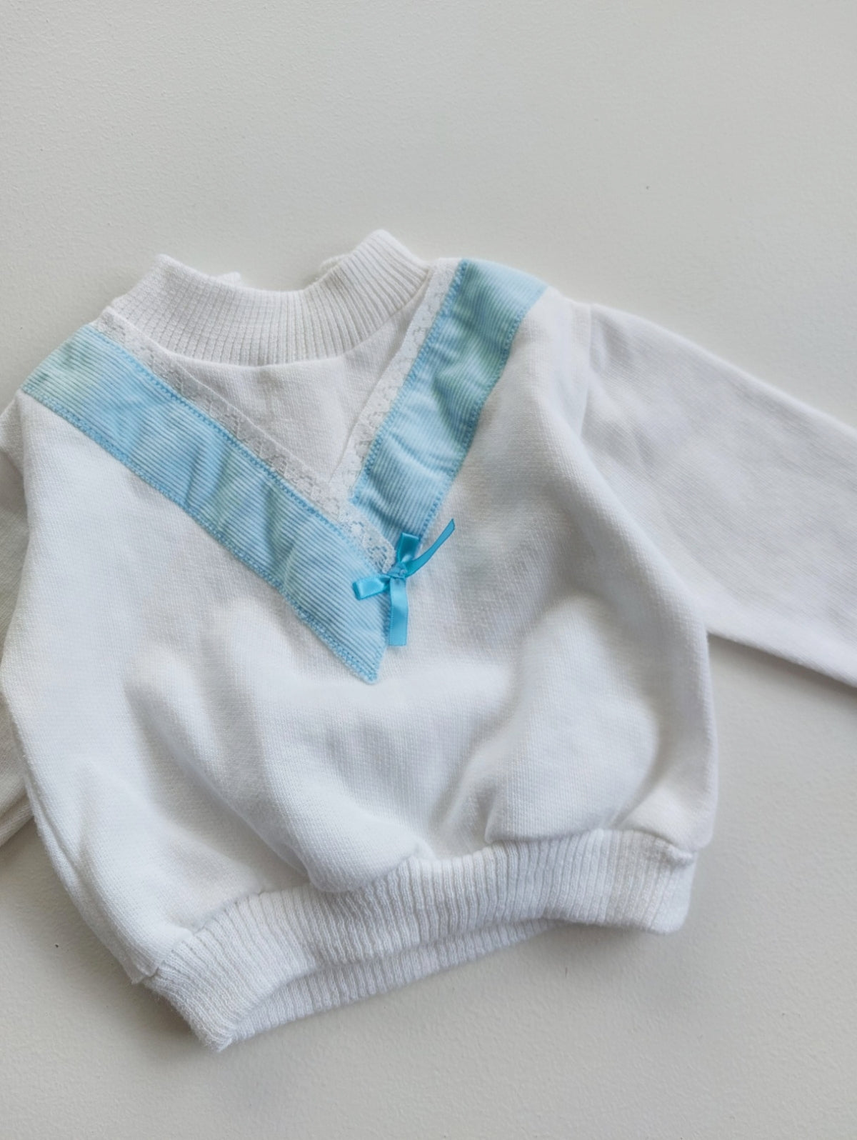 Vintage style jumper 3-6 months